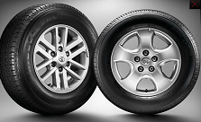 2102 Toyota Hilux Vigo comes with new rims