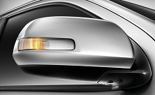 new 2016, 2017 Toyota Hilux Vigo comes with side view mirror with indicator